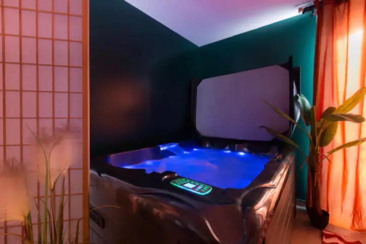Suite Marilyn Monroe & Spa - 4P - Proche Disney Montry Buitenkant foto